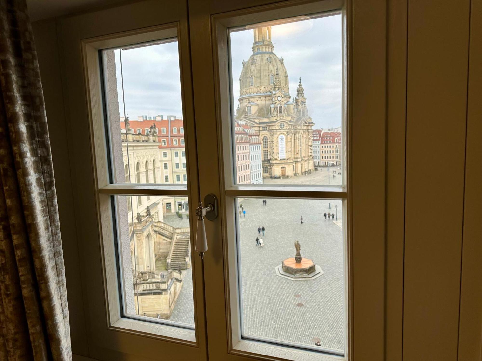 Exklusives Apartment Mit Einmaligem Blick Zur Frauenkirche - Parkplatz Kostenfrei Dresde Extérieur photo